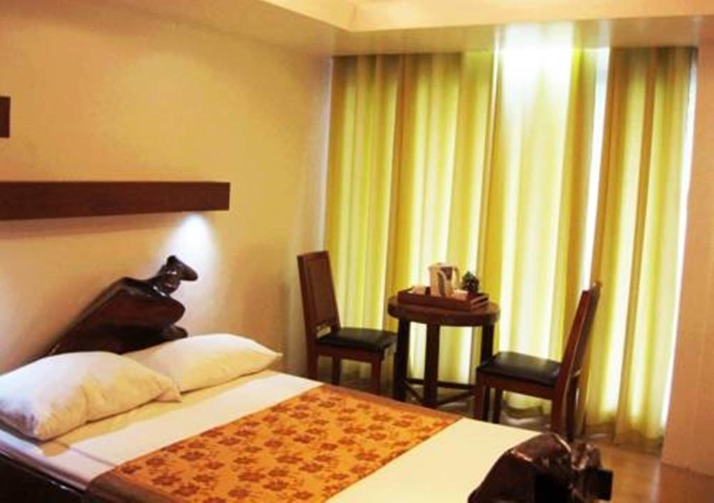 Callospa And Resort Antipolo Esterno foto